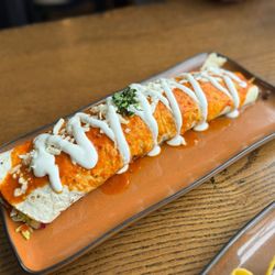 Orale Mexican Restaurant - Orale Burrito w/ steak