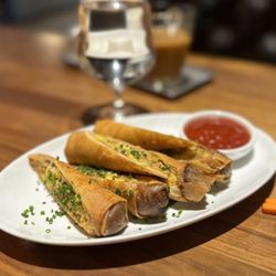 Lat14 Asian Eatery - Breakfast eggroll