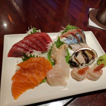 Sushi ii - Sashimi platter! Look at that mix! - Japanese Near Me - Honolulu, Hawaii Sushi ii - Sashimi platter! Look at that mix! - Japanese Near Me - Honolulu, Hawaii