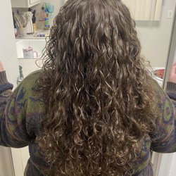 Ella Rae Salon