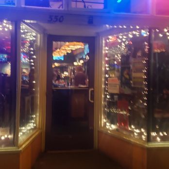 Max's Tavern - Out front - Pubs Near Me - Eugene, Oregon