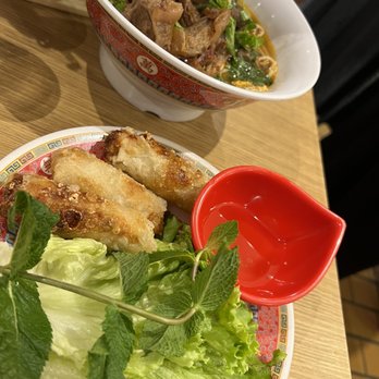 Wenzhou - Chicken egg rolls - Chinese Near Me - Paris, 75 Wenzhou - Chicken egg rolls - Chinese Near Me - Paris, 75
