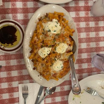 Buca di Beppo Italian Restaurant - Baked Ziti - Italian Near Me - Huntington Beach, California Buca di Beppo Italian Restaurant - Baked Ziti - Italian Near Me - Huntington Beach, California