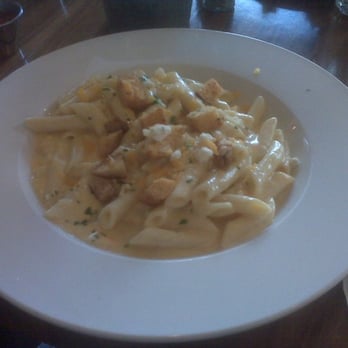 Eat Chow - Ooey, gooey Five Cheese Mac n' Cheese - Breakfast & Brunch Near Me - Costa Mesa, California Eat Chow - Ooey, gooey Five Cheese Mac n' Cheese - Breakfast & Brunch Near Me - Costa Mesa, California