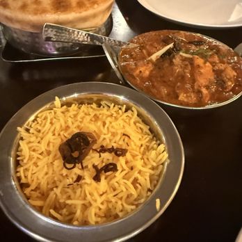 Veranda Bar & Restaurant - Chicken Tikka Masala - Seafood Near Me - Leander, Texas