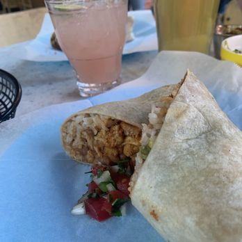El Coyote Tacos Y Tequila - Chicken burrito, Mexican lager, house margarita - Mexican Near Me - Vancouver, Washington El Coyote Tacos Y Tequila - Chicken burrito, Mexican lager, house margarita - Mexican Near Me - Vancouver, Washington