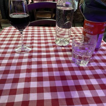 Mamma Pizza Osteria - Real cloth tablecloth - Pizza Near Me - Oslo, 03 Mamma Pizza Osteria - Real cloth tablecloth - Pizza Near Me - Oslo, 03