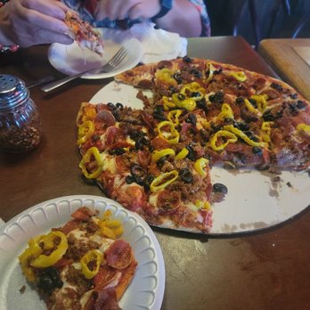 Gatsby's - Pizza Near Me - Gahanna, Ohio