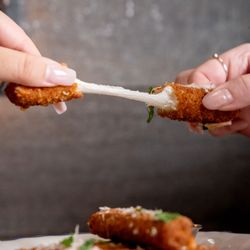 FRIED MOZZARELLA MARINARA