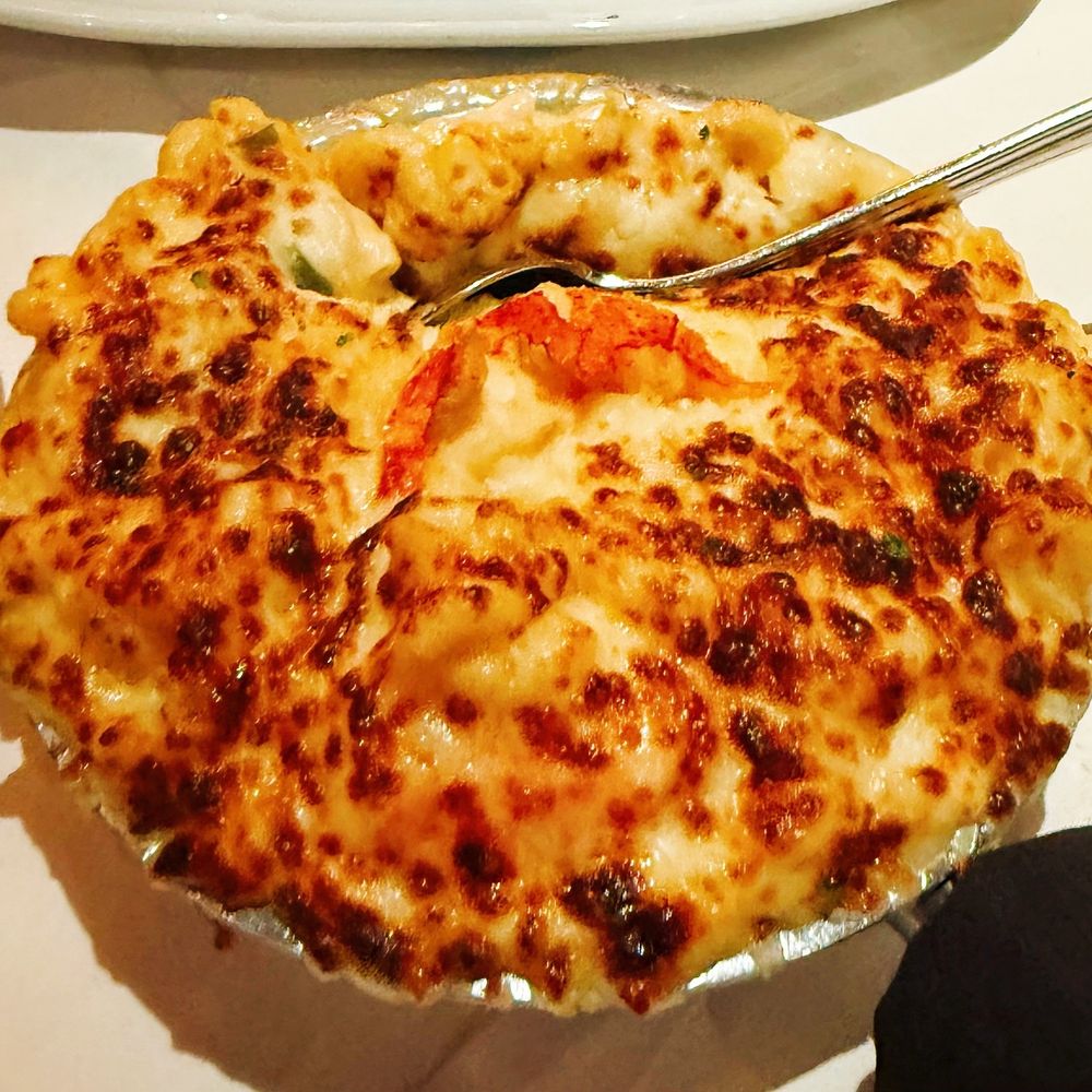 Mastro's Steakhouse - White Cheddar Lobster Mac & Cheese - Steakhouses Near Me - Washington, DC, District of Columbia