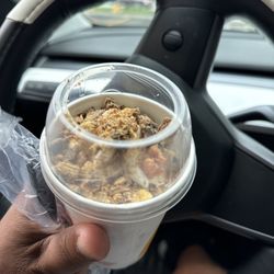 McDonald's - KIT KAT Banana Split McFlurry