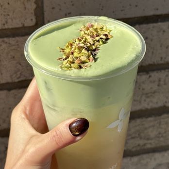 Molly Tea - Pistachio Jasmine Coco - Bubble Tea Near Me - Jersey City, New Jersey
