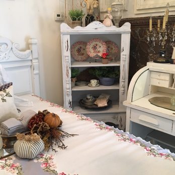 Vintique Alley - The piece I've been looking for all my life!!! - Used, Vintage & Consignment Near Me - Riverside, California Vintique Alley - The piece I've been looking for all my life!!! - Used, Vintage & Consignment Near Me - Riverside, California