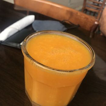Cambria Cafe - Fresh squeezed orange juice - American Near Me - Cambria, California