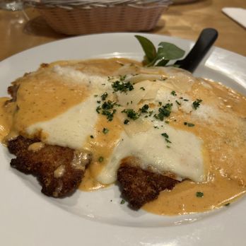 Lorenzo's Southside - Chicken parmigiana with vodka sauce - Pizza Near Me - Amsterdam, New York Lorenzo's Southside - Chicken parmigiana with vodka sauce - Pizza Near Me - Amsterdam, New York