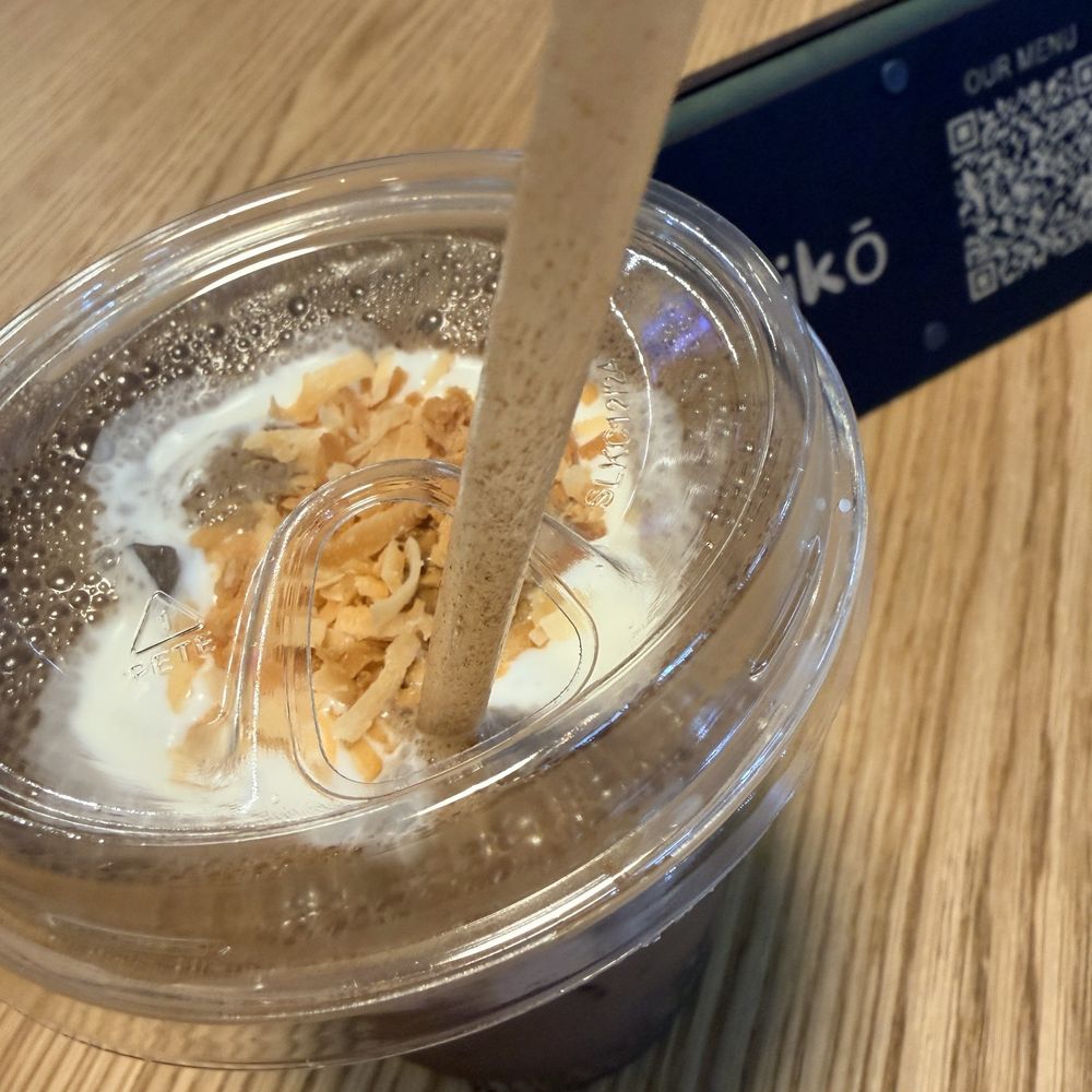 Saikō - Hojicha with coconut flakes ( roasted ) - Coffee & Tea Near Me - Orlando, Florida Saikō - Hojicha with coconut flakes ( roasted ) - Coffee & Tea Near Me - Orlando, Florida