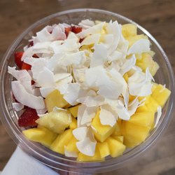 Playa Bowls - Lola Green Bowl