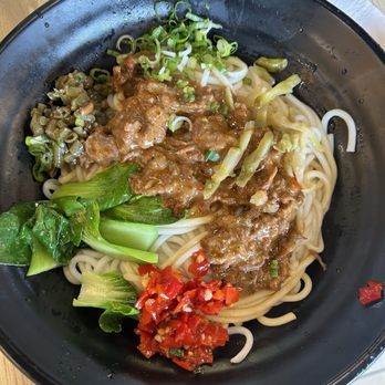 Jin’s Mi-Fen - Bean sauce noodle dry - Chinese Near Me - Markham, Ontario