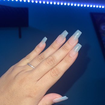 Royal Nails and Day Spa - Full set ombre - Nail Salons Near Me - Woodbridge, Virginia