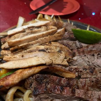 Las Palomas Mexican Grill - Fajitas - Mexican Near Me - Houston, Texas