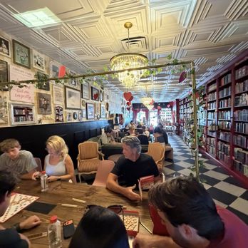 The Book Lounge - Bookstores Near Me - St. Petersburg, Florida