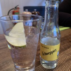 Deja Vu In Kendal - Gin and tonic.