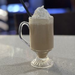 Ale's Kitchen - Baileys coffee