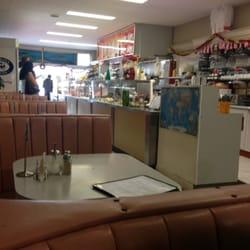 Loui's Laconia Cafe - Booths!