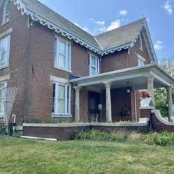 Madison County Historical Society - Exterior of the original house on site