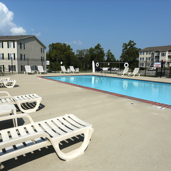 Anderson Estates - Crystal Clear Swimming Pool - Apartments Near Me - Radcliff, Kentucky Anderson Estates - Crystal Clear Swimming Pool - Apartments Near Me - Radcliff, Kentucky