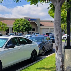 24 Hour Fitness - Very Busy Lot