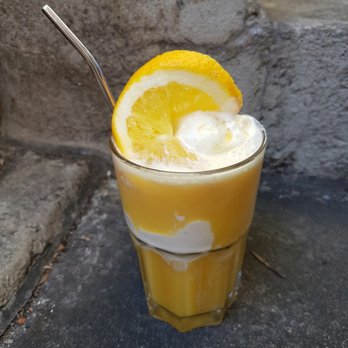 Brasini Caffe-Bar - Lecker cremiges Vanilleeis mir fruchtig frischem Orangensaft - Cafes Near Me - Hanau, HE Brasini Caffe-Bar - Lecker cremiges Vanilleeis mir fruchtig frischem Orangensaft - Cafes Near Me - Hanau, HE