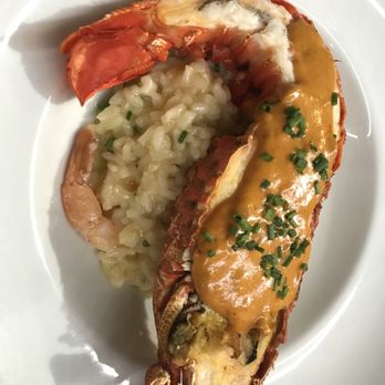 Frog - Menu special, half lobster tail with shrimp risotto - French Near Me - Nice, 06