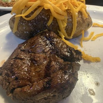 Texas Roadhouse - Filet - Salad Near Me - Henderson, Nevada