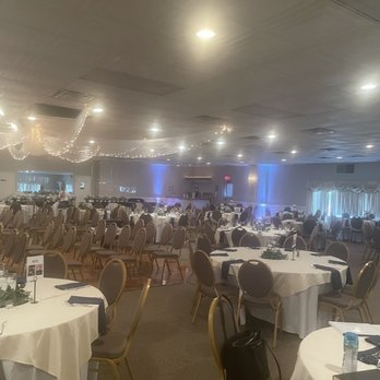 Hampton Banquet Hall - Venues & Event Spaces Near Me - Gibsonia, Pennsylvania Hampton Banquet Hall - Venues & Event Spaces Near Me - Gibsonia, Pennsylvania