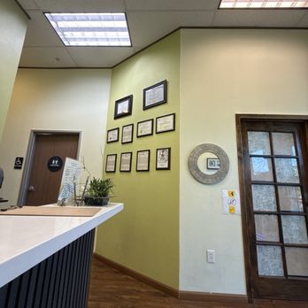 Zen Acupuncture - The waiting are and have your tea - Acupuncture Near Me - Norco, California
