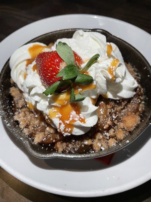 Avenue Social Kitchen & Cocktails by null