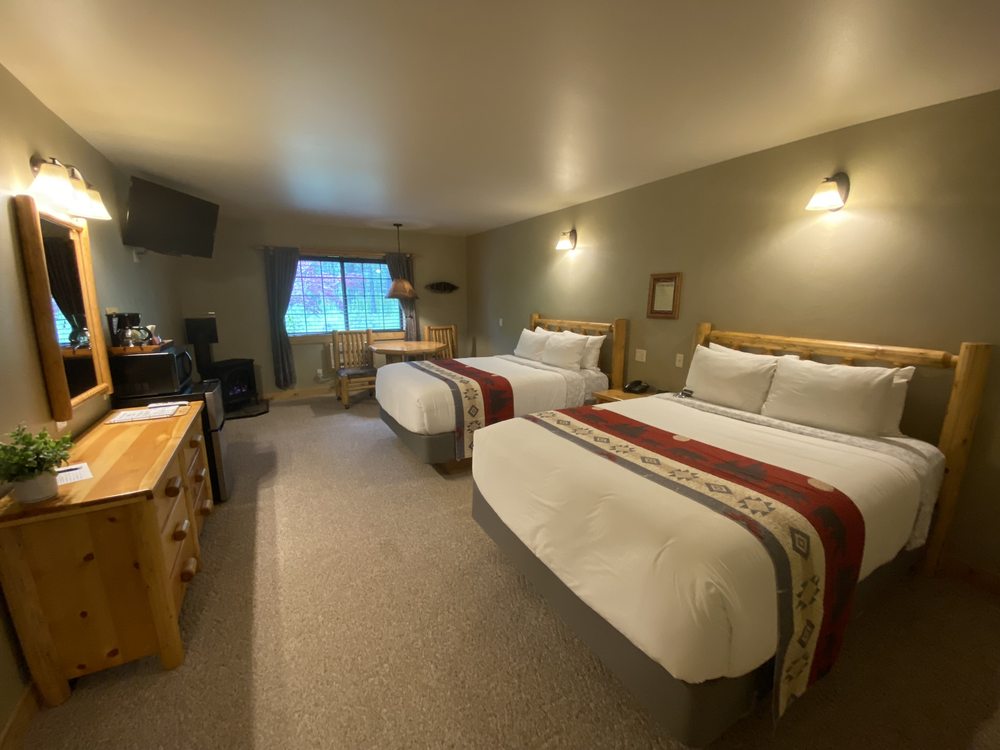 TROUT LAKE VALLEY INN Updated August 2024 46 Photos & 22 Reviews