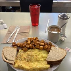 Whately Diner - Avocado Omelette