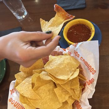 Dos Caminos - Complementary chips and salsa. Ate 2 bowls of that sauce. - Mexican Near Me - Charlotte, North Carolina