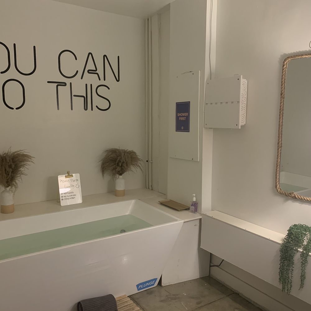 Liv - Cold dip room - Saunas Near Me - West Hollywood, California
