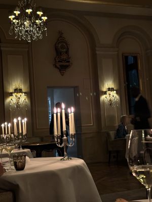 Cheval Blanc by Peter Knogl by null