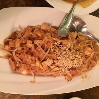 Pad Thai - Shrimp pad thai - Thai Near Me - Highland Park, New Jersey Pad Thai - Shrimp pad thai - Thai Near Me - Highland Park, New Jersey