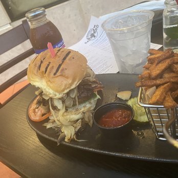 Backyard BBQ & Brew - Works burger - Barbeque Near Me - Surfside, Florida Backyard BBQ & Brew - Works burger - Barbeque Near Me - Surfside, Florida