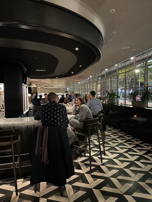 Alobar Downtown by null