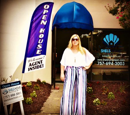 Shel's Home Team - Exp Realty