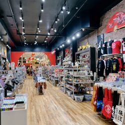 Pearl River Mart - Inside