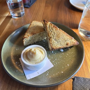Lucky Restaurant - Wine Bars Near Me - Roanoke, Virginia