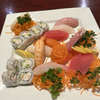 Hikari - Sushi Bars Near Me - Houston, Texas Hikari - Sushi Bars Near Me - Houston, Texas