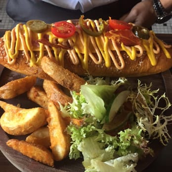 Brunch Club & Supper - Spicy Hound Dog - Breakfast & Brunch Near Me - Hong Kong, HK